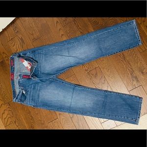 Men’s lucky brand jeans. Great condition